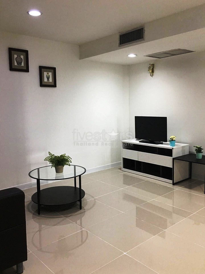 2 bedrooms condo for rent in Sukhumvit