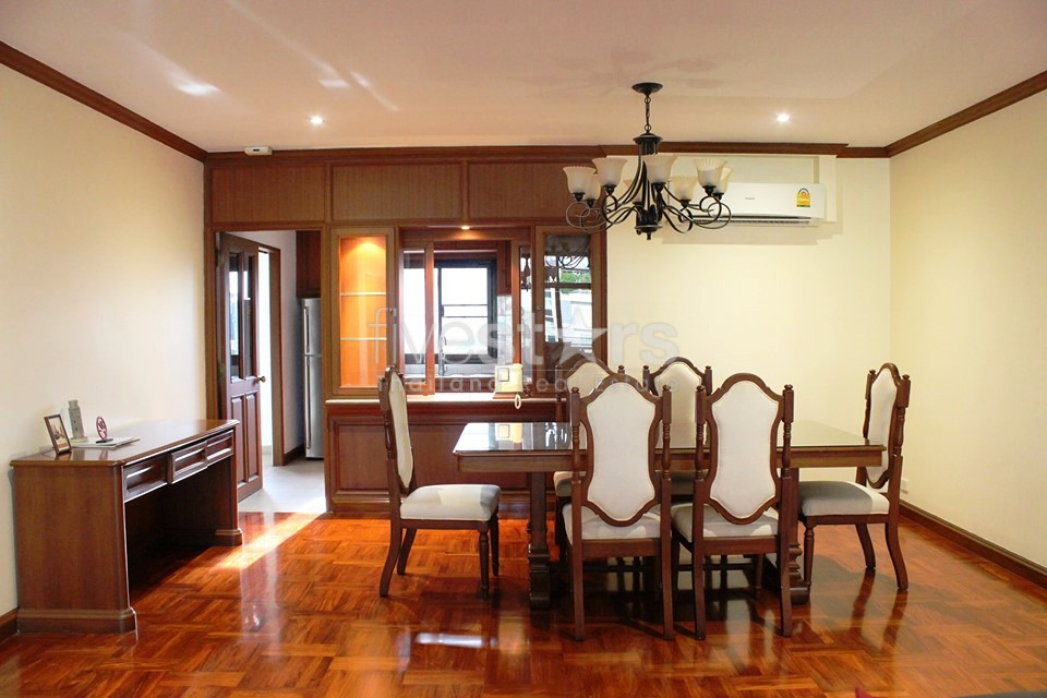 Appartement spacieux de 2 chambres près du BTS Thonglor, photo 3