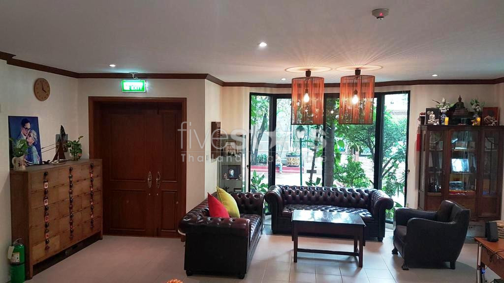 Appartement spacieux de 2 chambres près du BTS Thonglor, photo 17