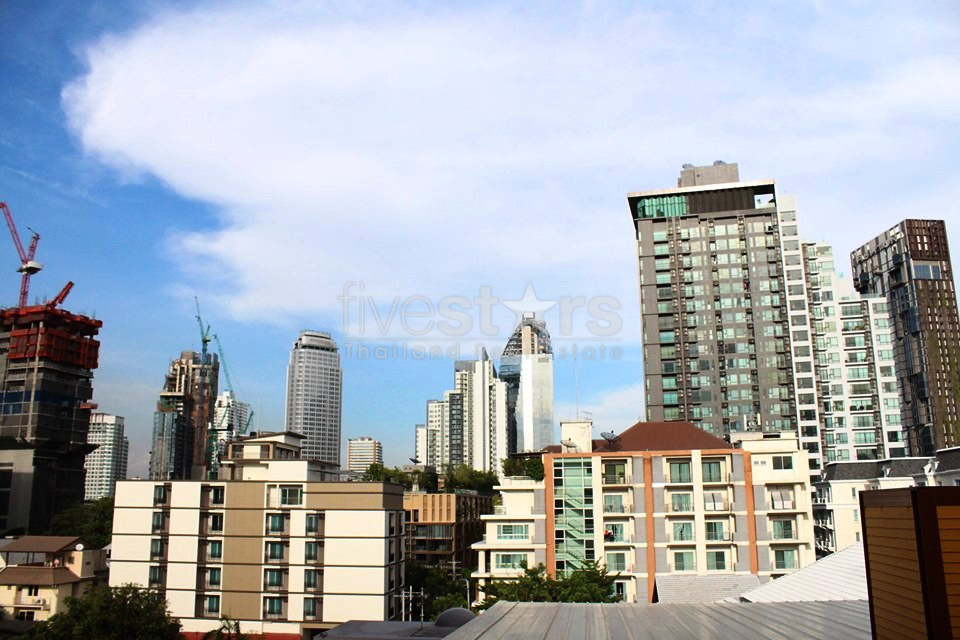 Appartement spacieux de 2 chambres près du BTS Thonglor, photo 16