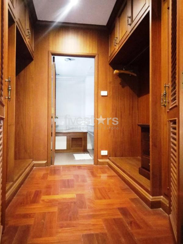 Appartement spacieux de 2 chambres près du BTS Thonglor, photo 12