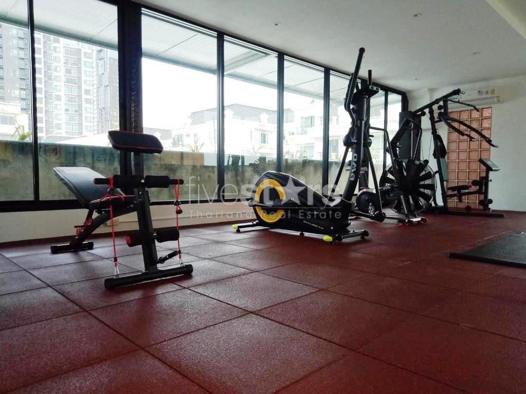 Appartement spacieux de 2 chambres près du BTS Thonglor, photo 18