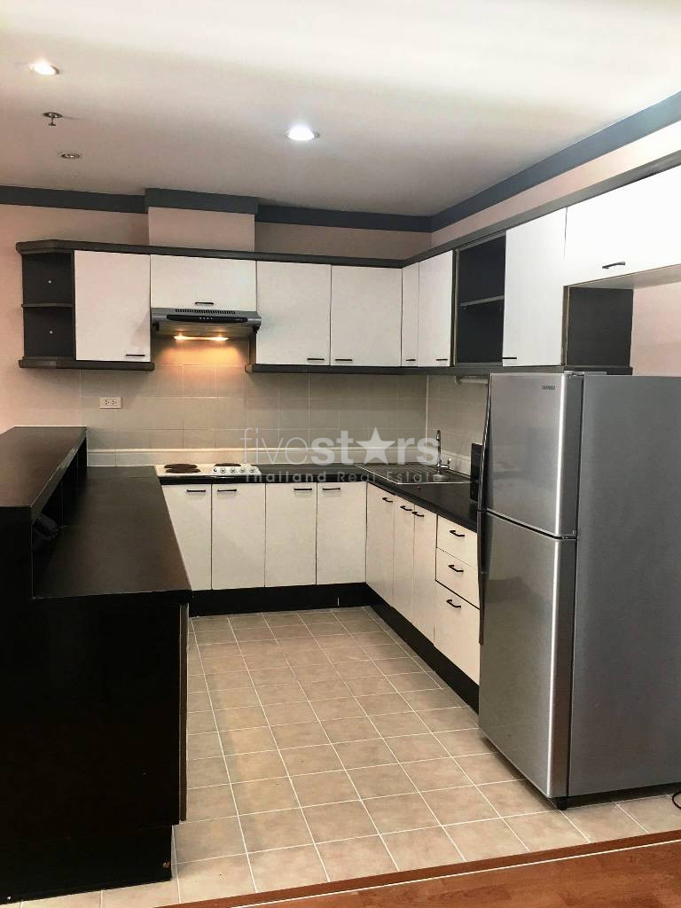 Appartement de 3 chambres à louer près du BTS Phromphong, photo 5