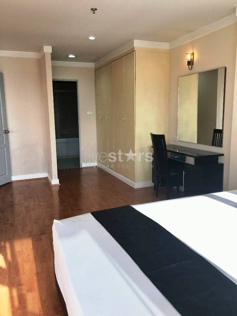 Appartement de 3 chambres à louer près du BTS Phromphong, photo 10
