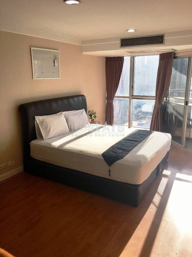 Appartement de 3 chambres à louer près du BTS Phromphong, photo 7