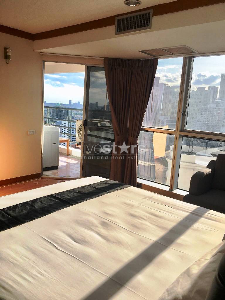 Appartement de 3 chambres à louer près du BTS Phromphong, photo 9