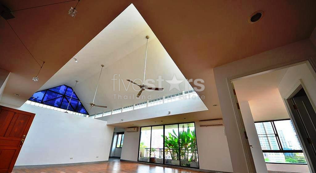 Appartement spacieux de 3 chambres à louer près de la station de BTS Phrompong, photo 4
