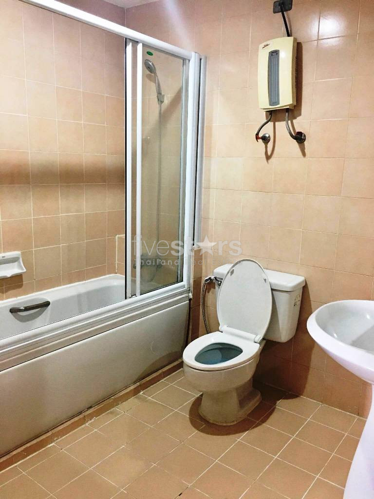 Appartement de 3 chambres à louer près de la station de Phomphong, photo 17