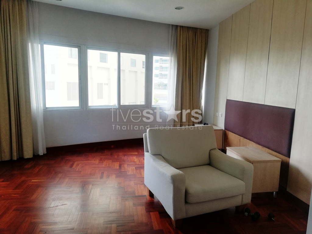 Appartement de deux chambres à louer à Phromphong, photo 6