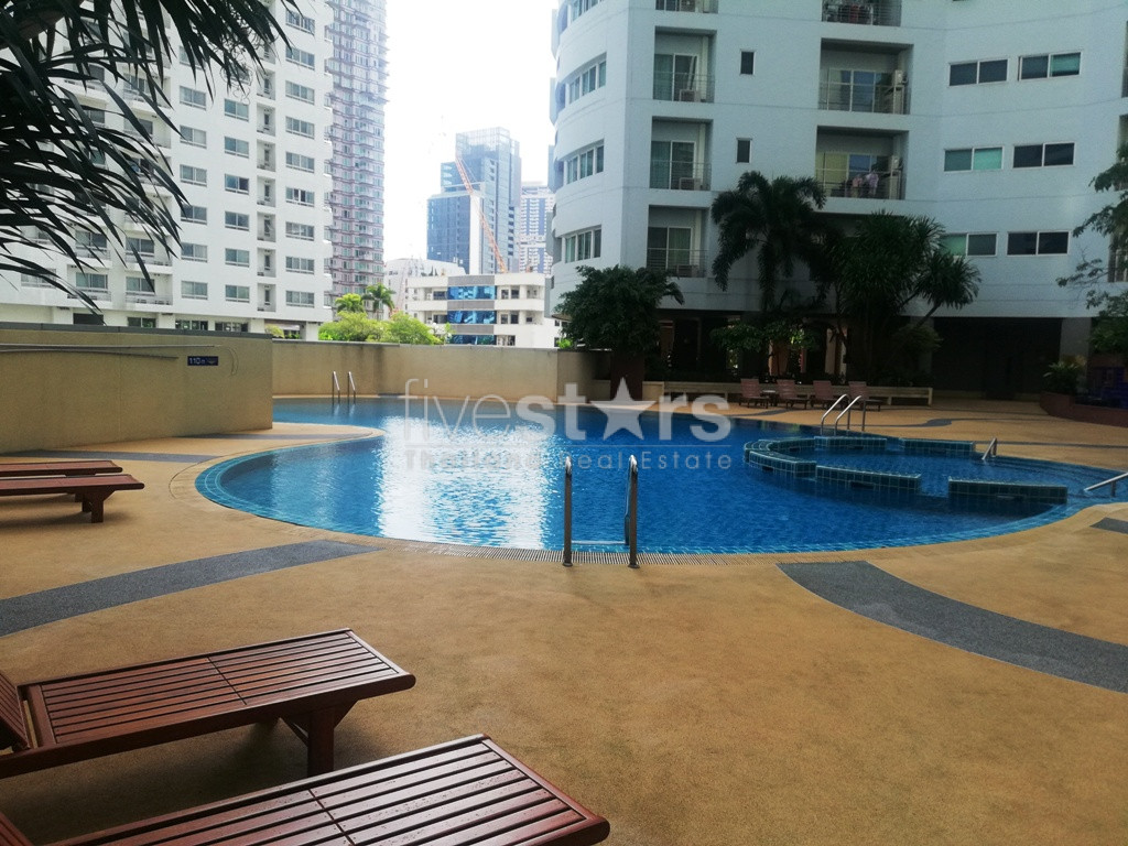 Appartement de deux chambres à louer non loin du BTS Phromphong, photo 12