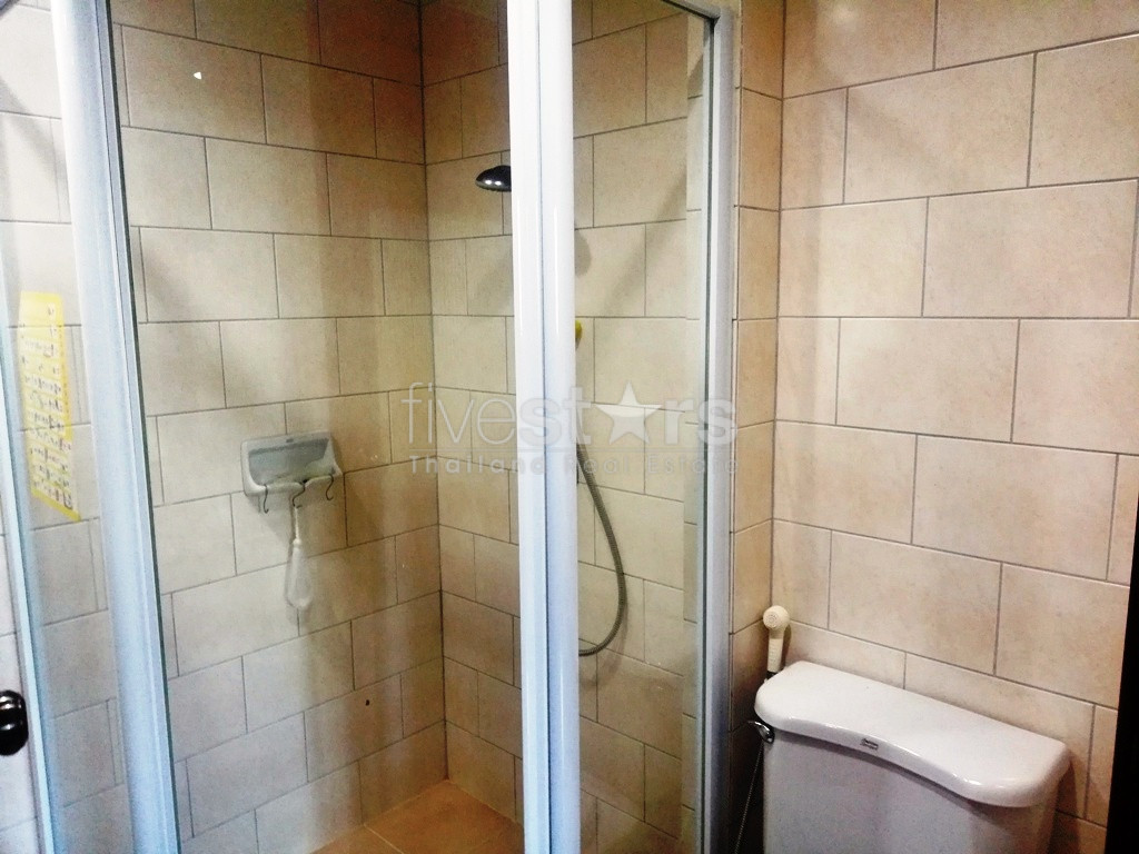 Appartement de deux chambres à louer non loin du BTS Phromphong, photo 8