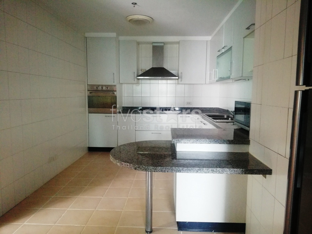 Appartement de 3 chambres à louer à Phromphong, photo 6