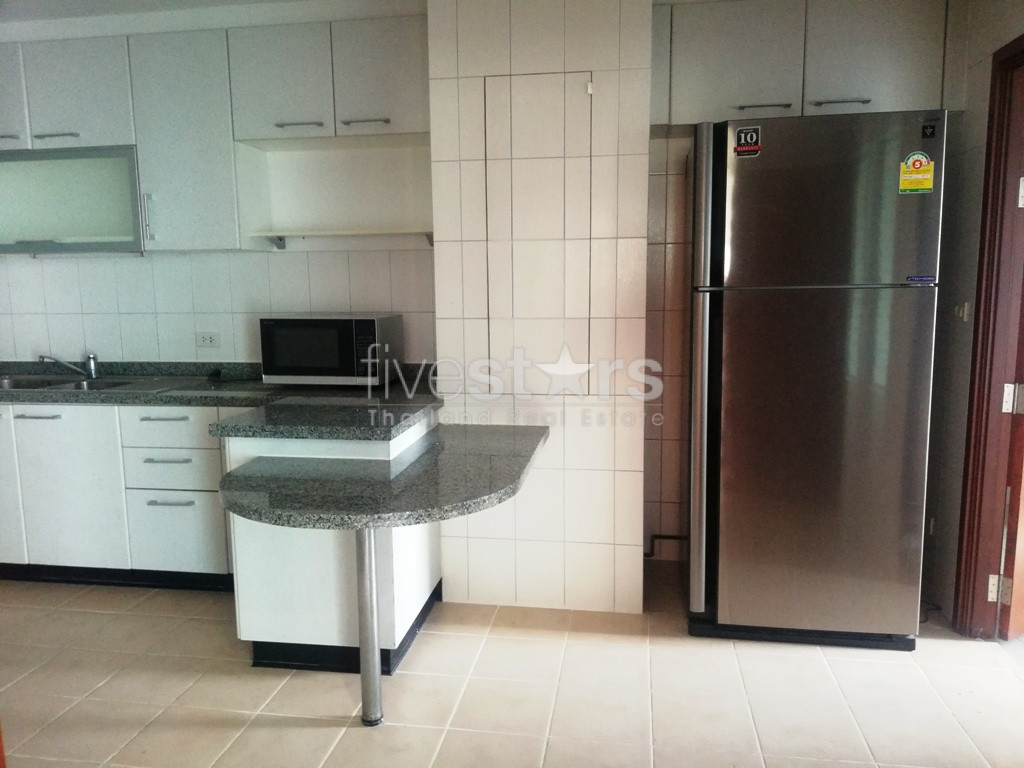 Appartement de 3 chambres à louer à Phromphong, photo 8