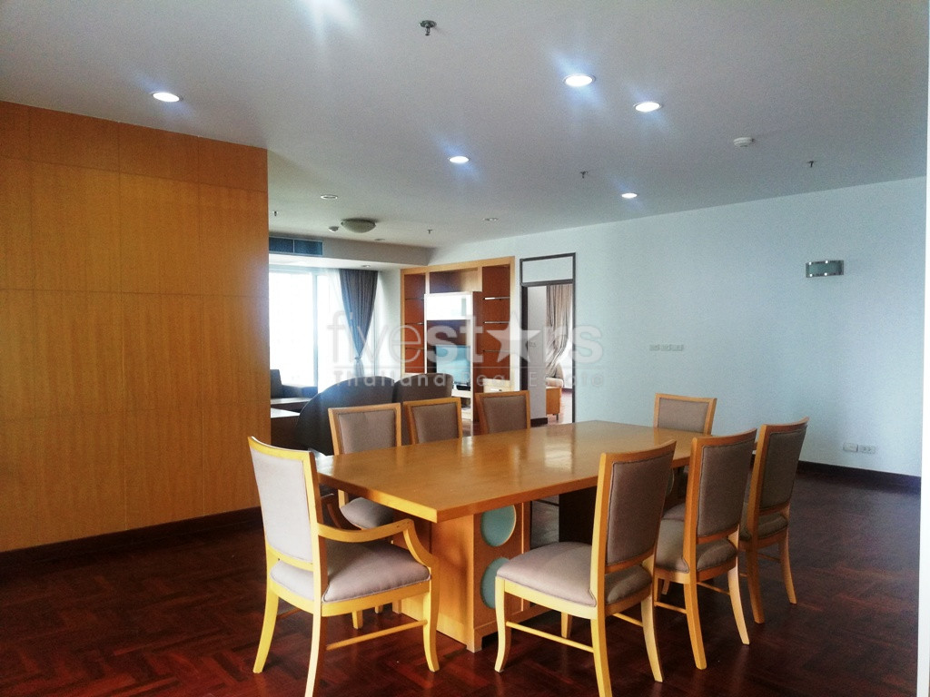 Appartement de 3 chambres à louer à Phromphong, photo 5