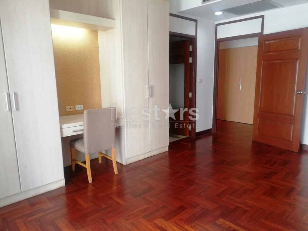 Appartement de 3 chambres à louer à Phromphong, photo 10