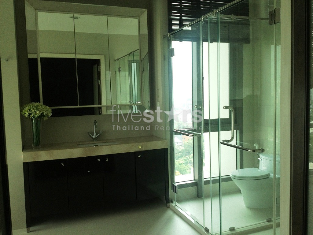 Appartement de 3 chambres à louer près de la station de BTS Thonglor, photo 9
