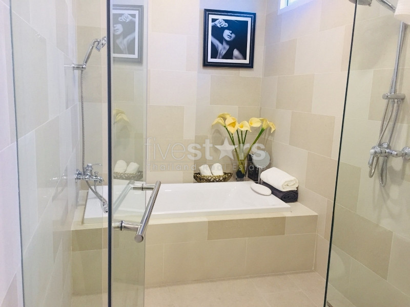 Appartement luxueux de deux chambres près du BTS Phrompong, photo 5
