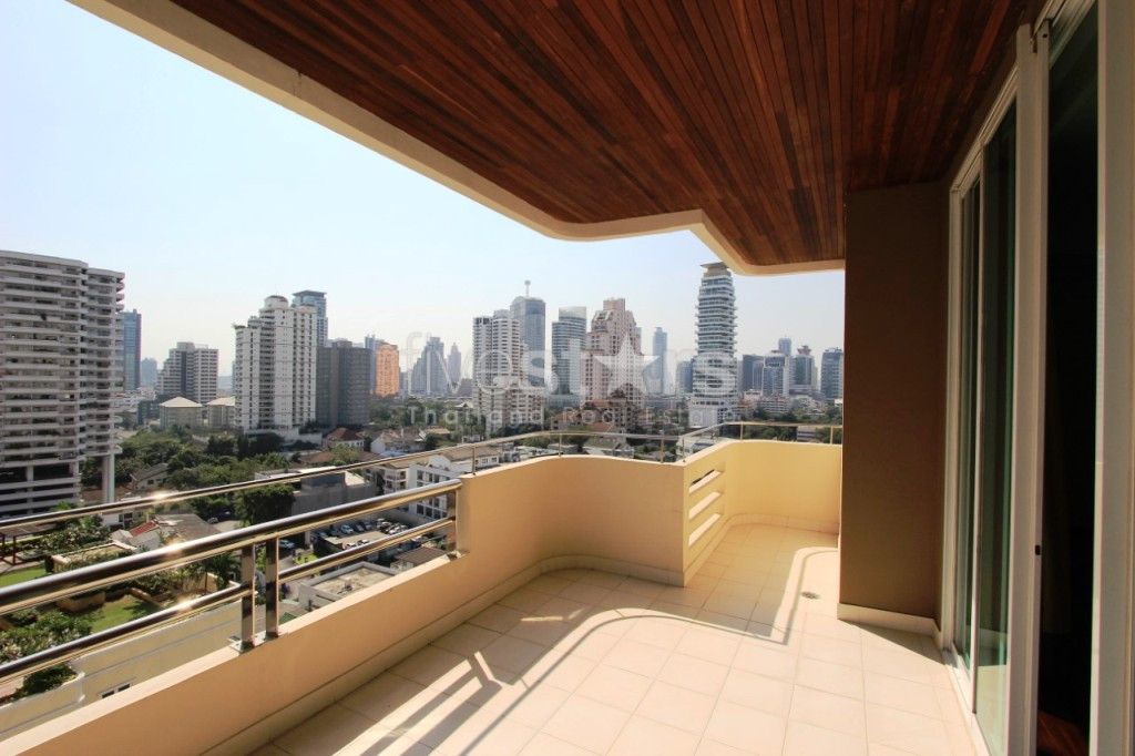 Large 3 bedrooms apartment for rent in Sukhumvit near BTS Phromphong, photo 11