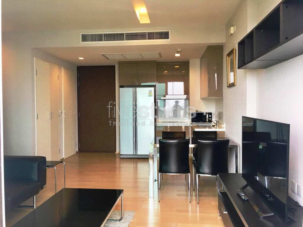 Appartement moderne de 2 chambres à louer près du BTS Thonglor, photo 4