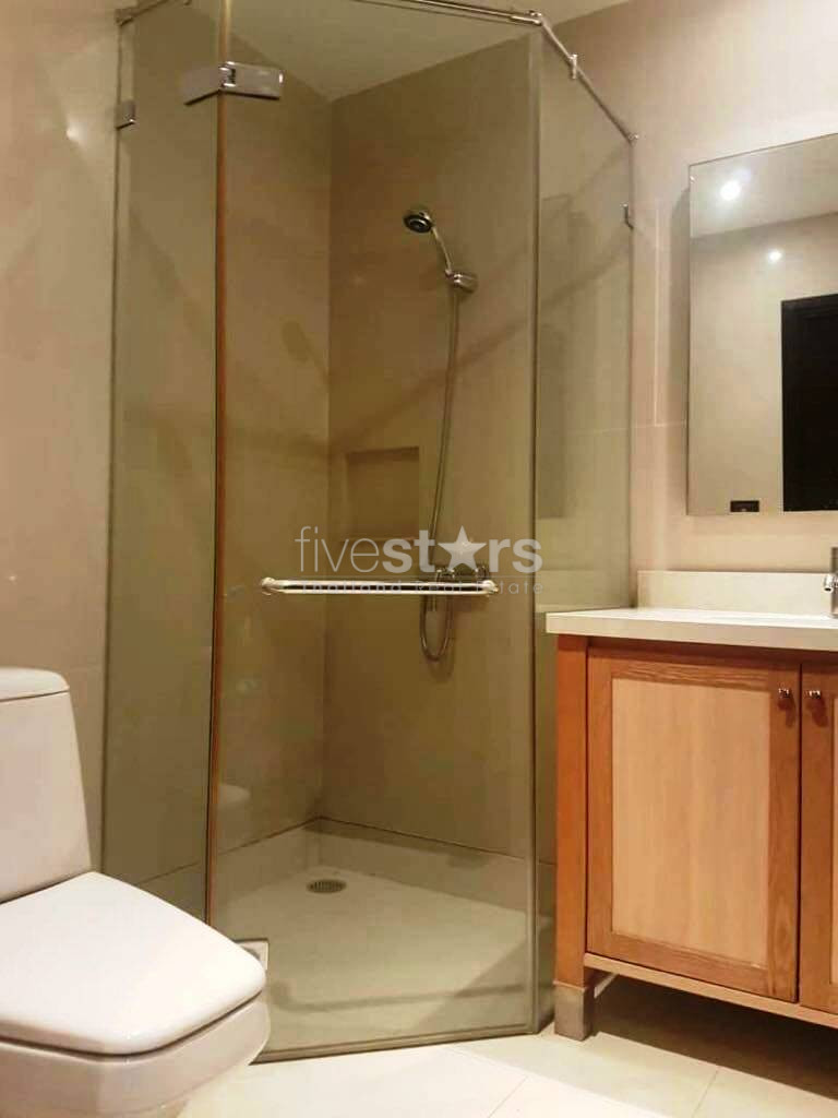Appartement spacieux de 3 chambres à louer près du BTS Phromphong, photo 6