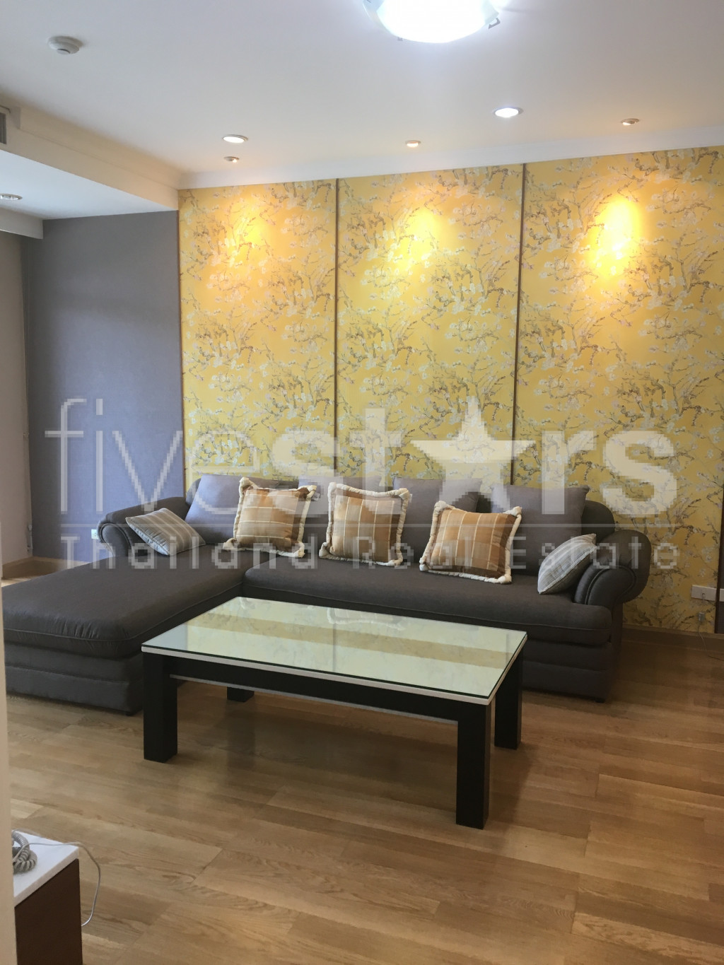 Appartement de 2 chambres près du BTS Phromphong
