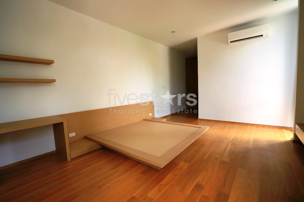 Appartement de 4 chambres à louer à Sukhumvit, non loin du BTS Phromphong, photo 8