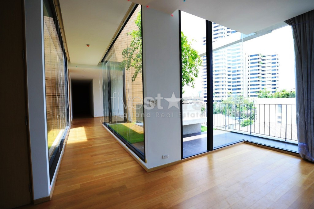 Appartement de 4 chambres à louer à Sukhumvit, non loin du BTS Phromphong, photo 9
