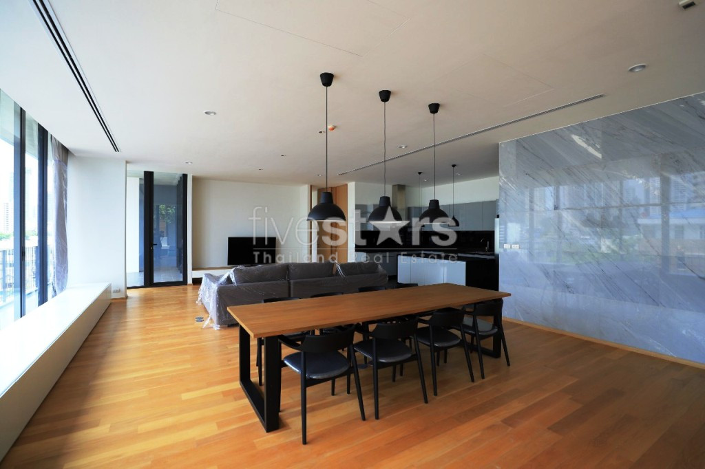 Appartement de 4 chambres à louer à Sukhumvit, non loin du BTS Phromphong, photo 3