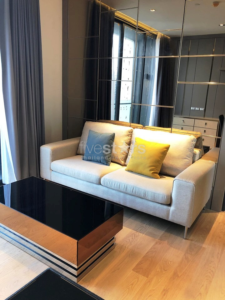 Appartement moderne d'une chambre à louer à près du BTS Thonglor
