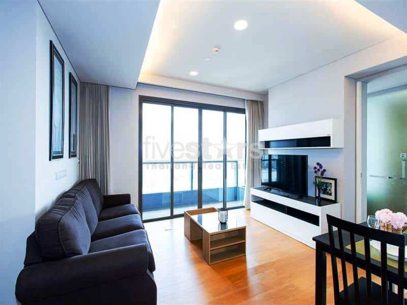 Appartement de 2 chambres à louer à Phromphong