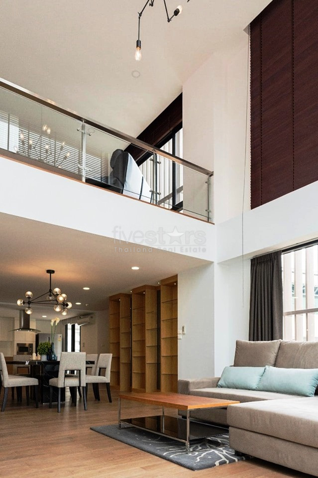 Duplex Penthouse 3 bedrooms apartment for rent near BTS Phromphong, photo 4