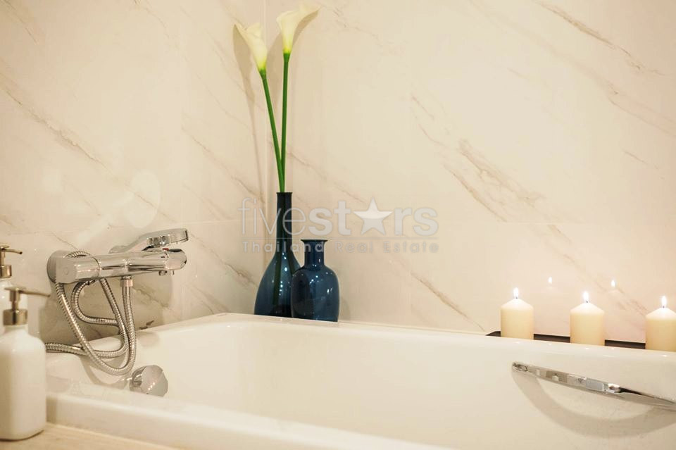 Duplex Penthouse 3 bedrooms apartment for rent near BTS Phromphong, photo 17