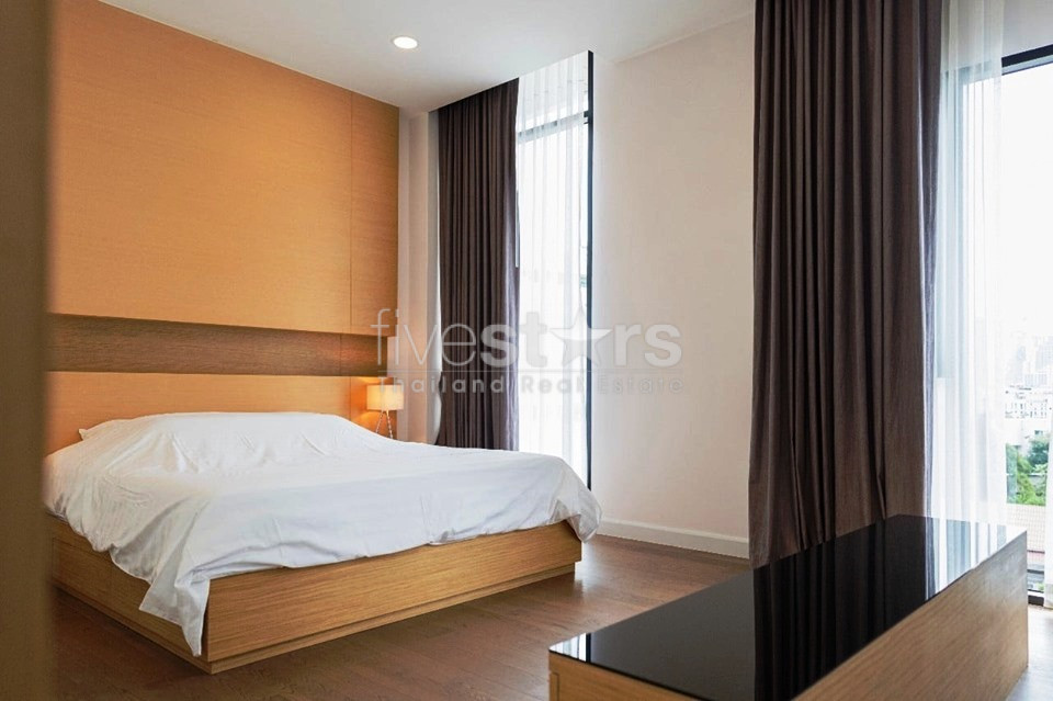 Duplex Penthouse 3 bedrooms apartment for rent near BTS Phromphong, photo 16
