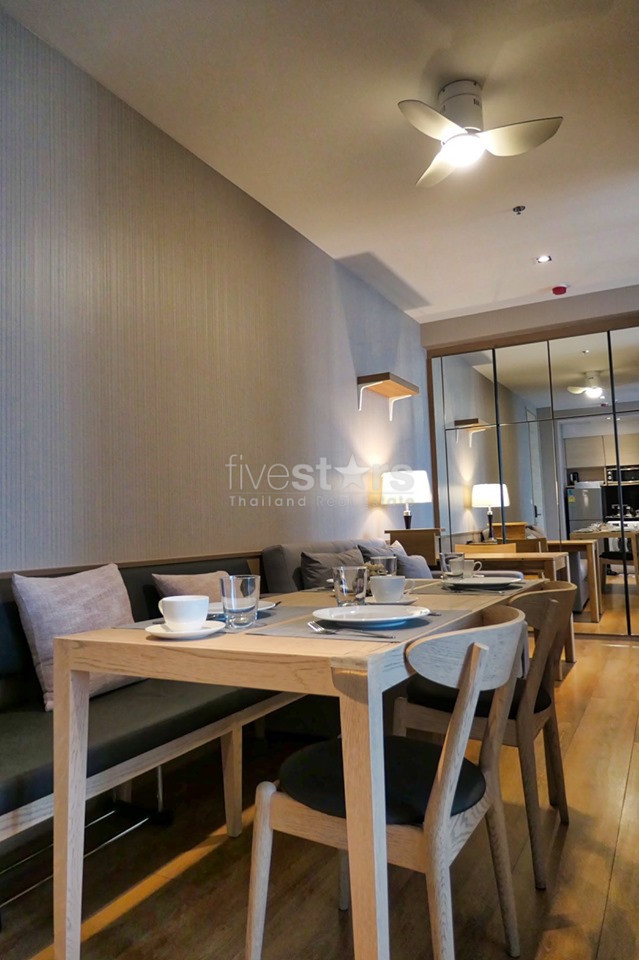 Modern 2 bedrooms condo for rent near BTS Phromphong, photo 9