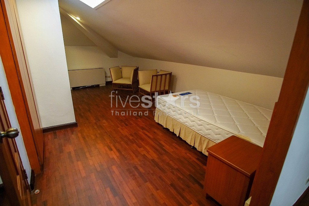 Unique appartement en Duplex de 4 chambres à louer près du BTS Phromphong, photo 14