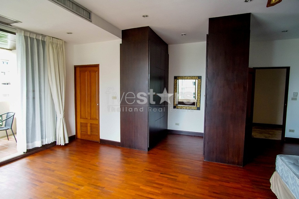 Unique appartement en Duplex de 4 chambres à louer près du BTS Phromphong, photo 16