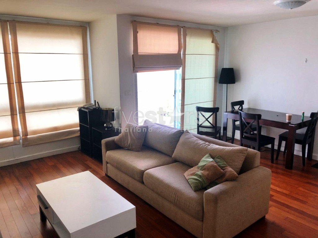 2 bedrooms condo for rent near walking distance to BTS Thonglor