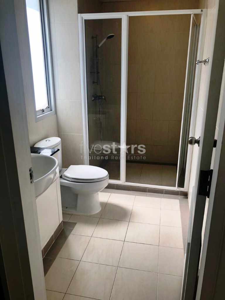 2 bedrooms condo for rent near walking distance to BTS Thonglor, photo 10