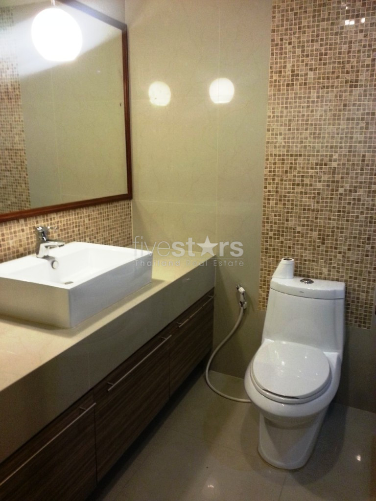 Appartement avec 2 chambres à Phromphong
