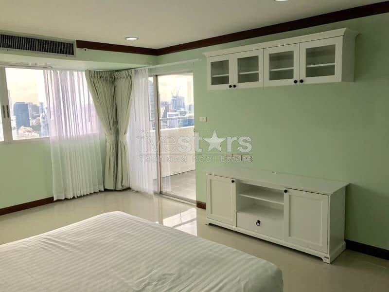 3 bedrooms condo for rent in Sukhumvit, photo 6