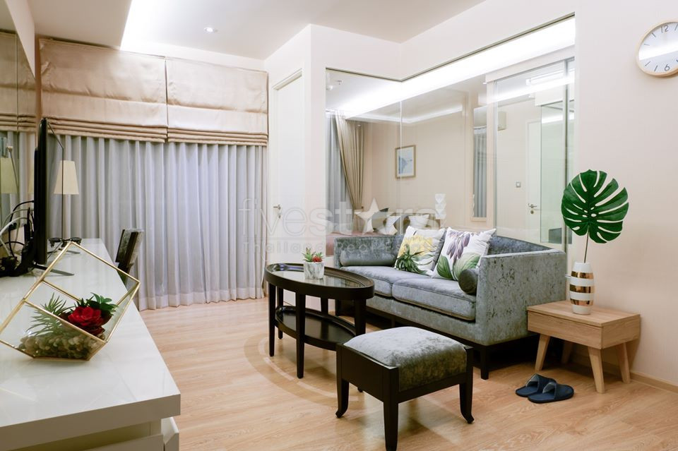 Fully furnished condo in Thonglor