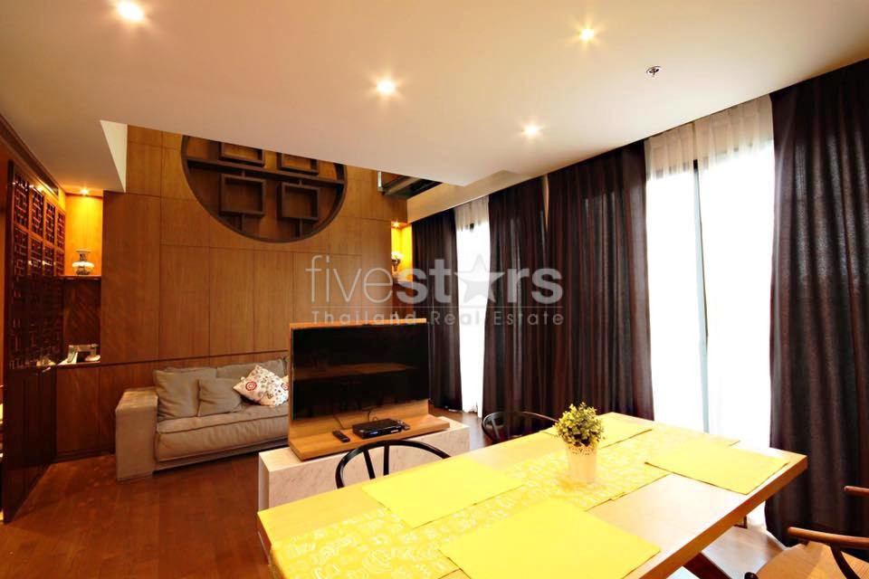 Duplex 2 bedrooms condo for rent close to BTS Thonglor, photo 3