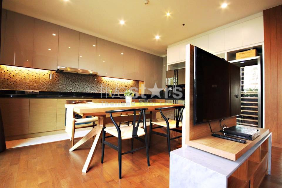Duplex 2 bedrooms condo for rent close to BTS Thonglor, photo 4
