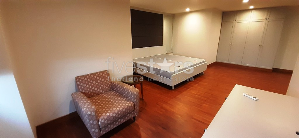 Appartement en duplex de 4 chambres proche du BTS Phomphong, photo 16