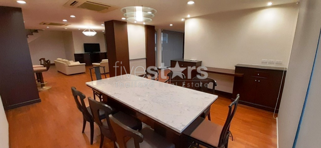 Appartement en duplex de 4 chambres proche du BTS Phomphong, photo 7