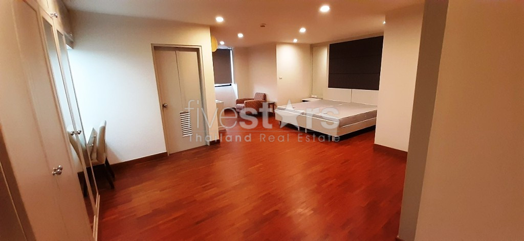 Appartement en duplex de 4 chambres proche du BTS Phomphong, photo 11