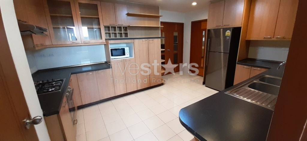 Appartement en duplex de 4 chambres proche du BTS Phomphong, photo 9