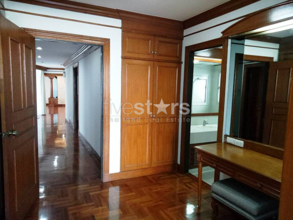 Pet friendly 4 bedrooms apartment for rent in Sukhumvit, photo 15