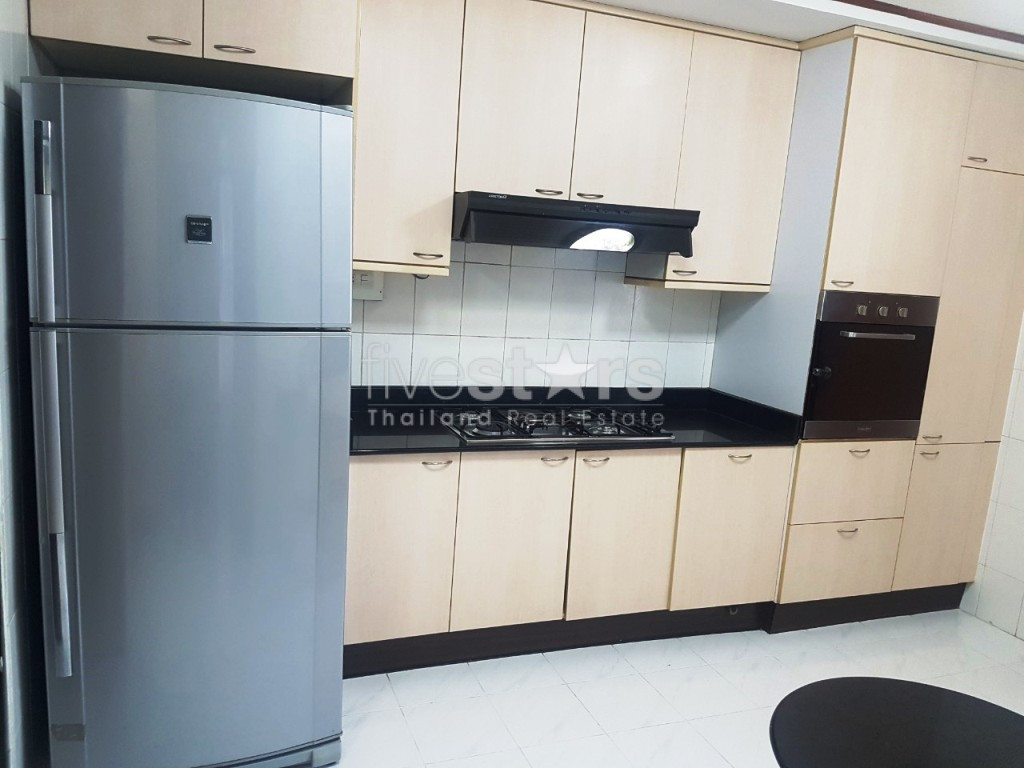 Pet friendly 4 bedrooms apartment for rent in Sukhumvit, photo 4