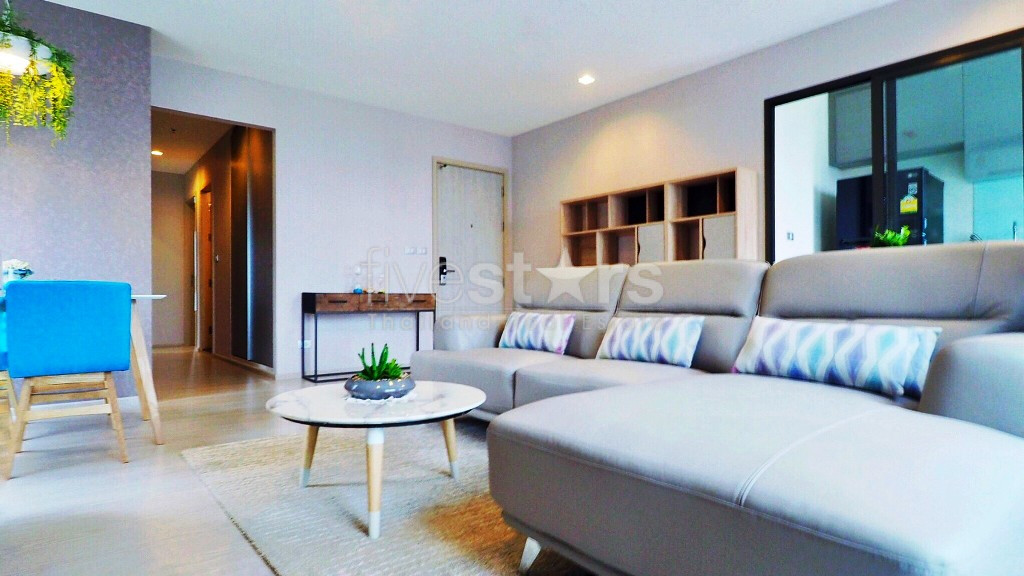 Bel appartement moderne de 2 chambres à louer à Thonglor, photo 3